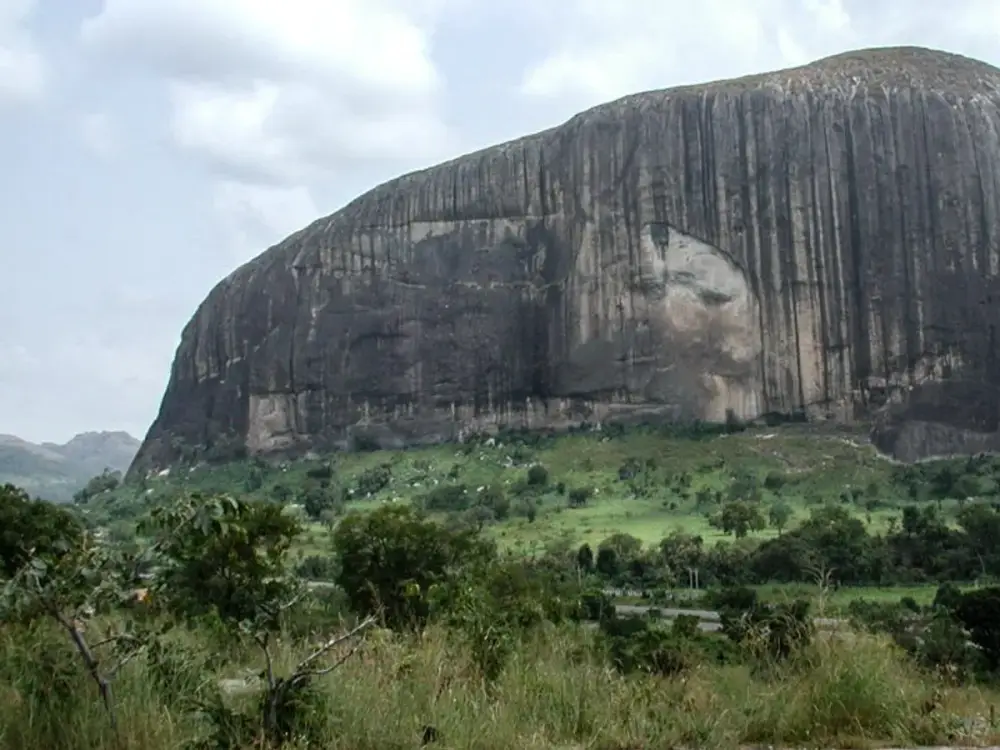 Zuma Rock · Photo Jeff Attaway · CC BY 2.0 Zuma Rock